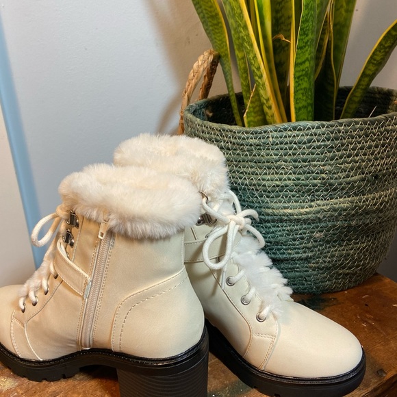 Esprit Cream Faux Fur Boots - Picture 2 of 6
